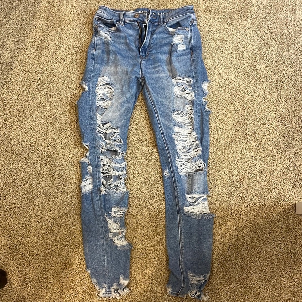 Ripped american eagle jeans